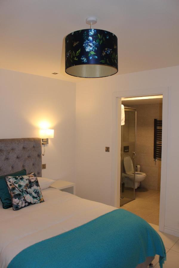 Blossom Lane Apartment Woodford  Extérieur photo