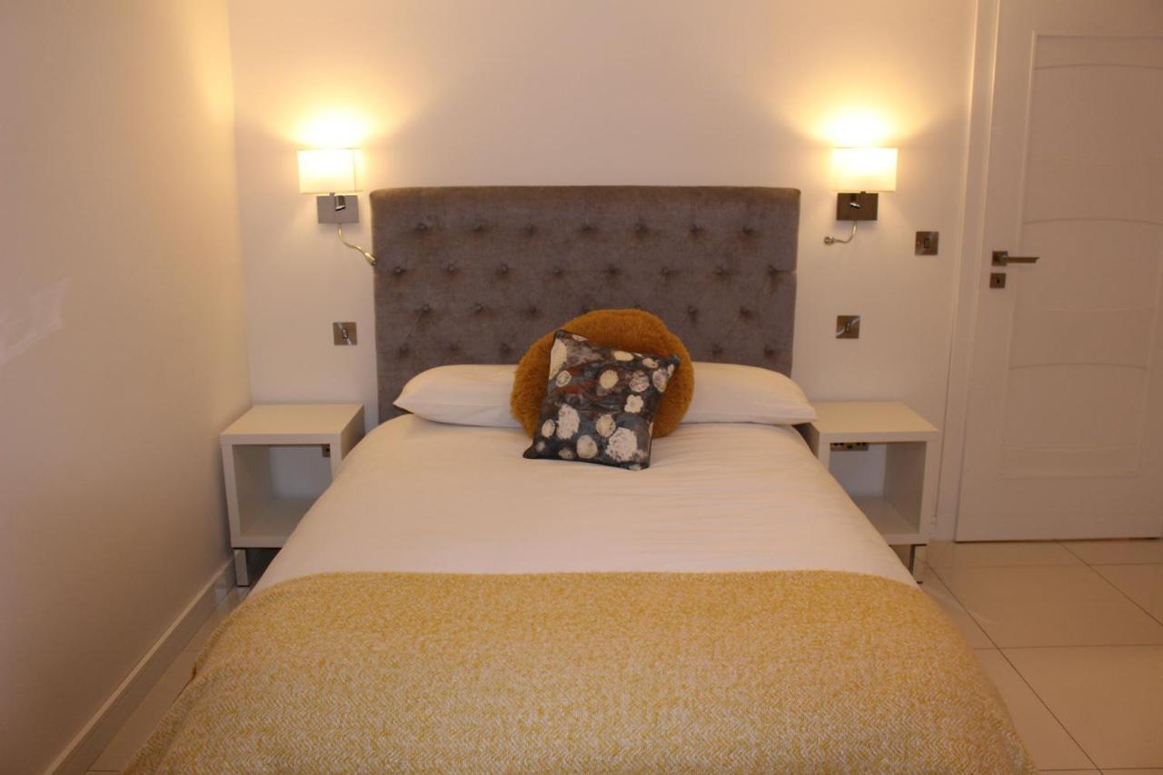 Blossom Lane Apartment Woodford  Extérieur photo