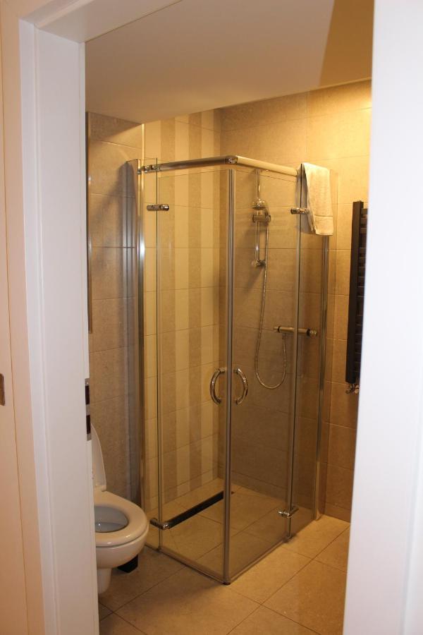 Blossom Lane Apartment Woodford  Extérieur photo